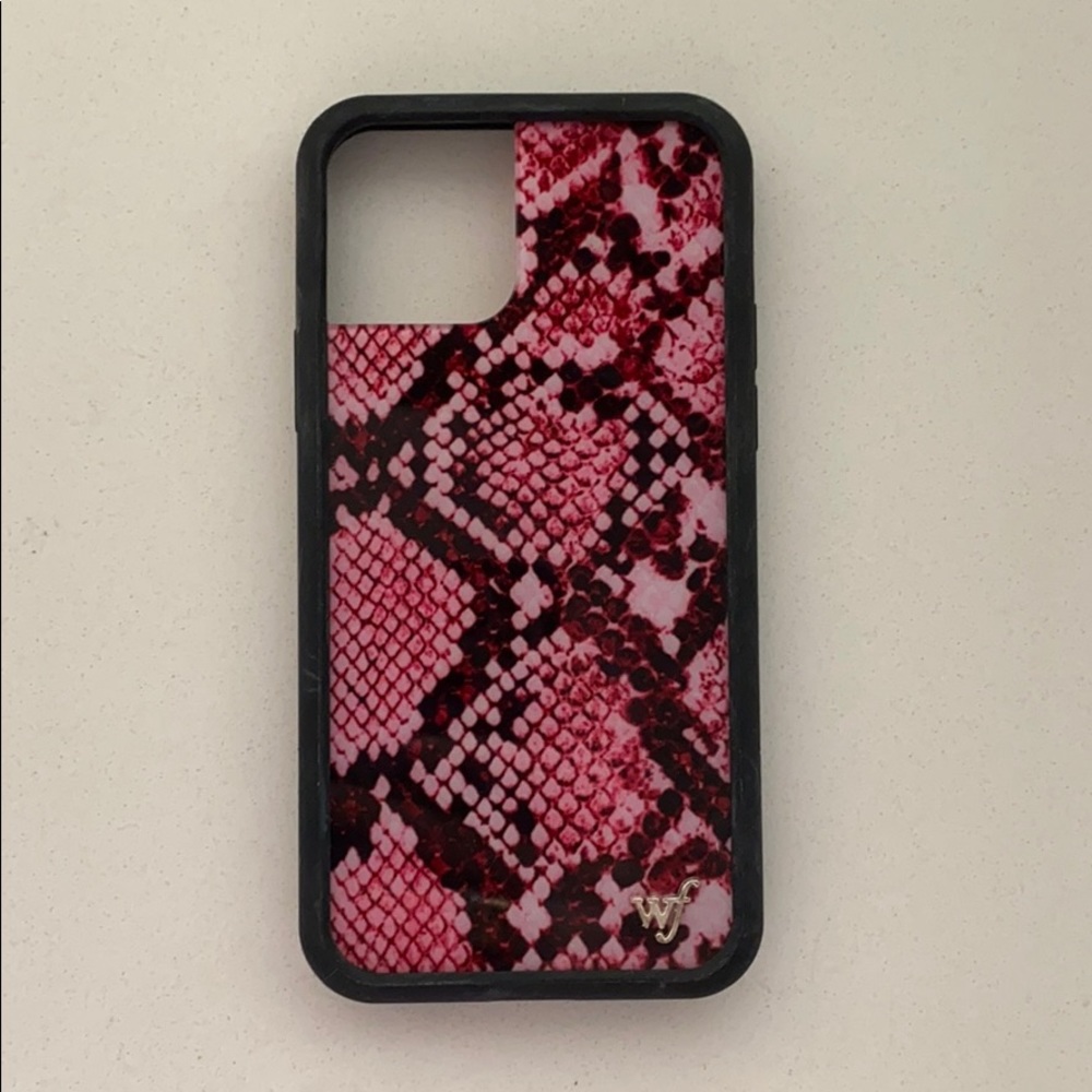 iphone 11 pro pink snakeskin case